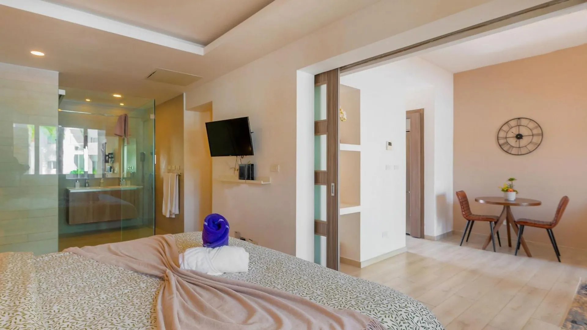 شقة Beauty Pool Views Paseo Playa Coral Steps To The Beach بونتا كانا جمهورية الدومينيكان