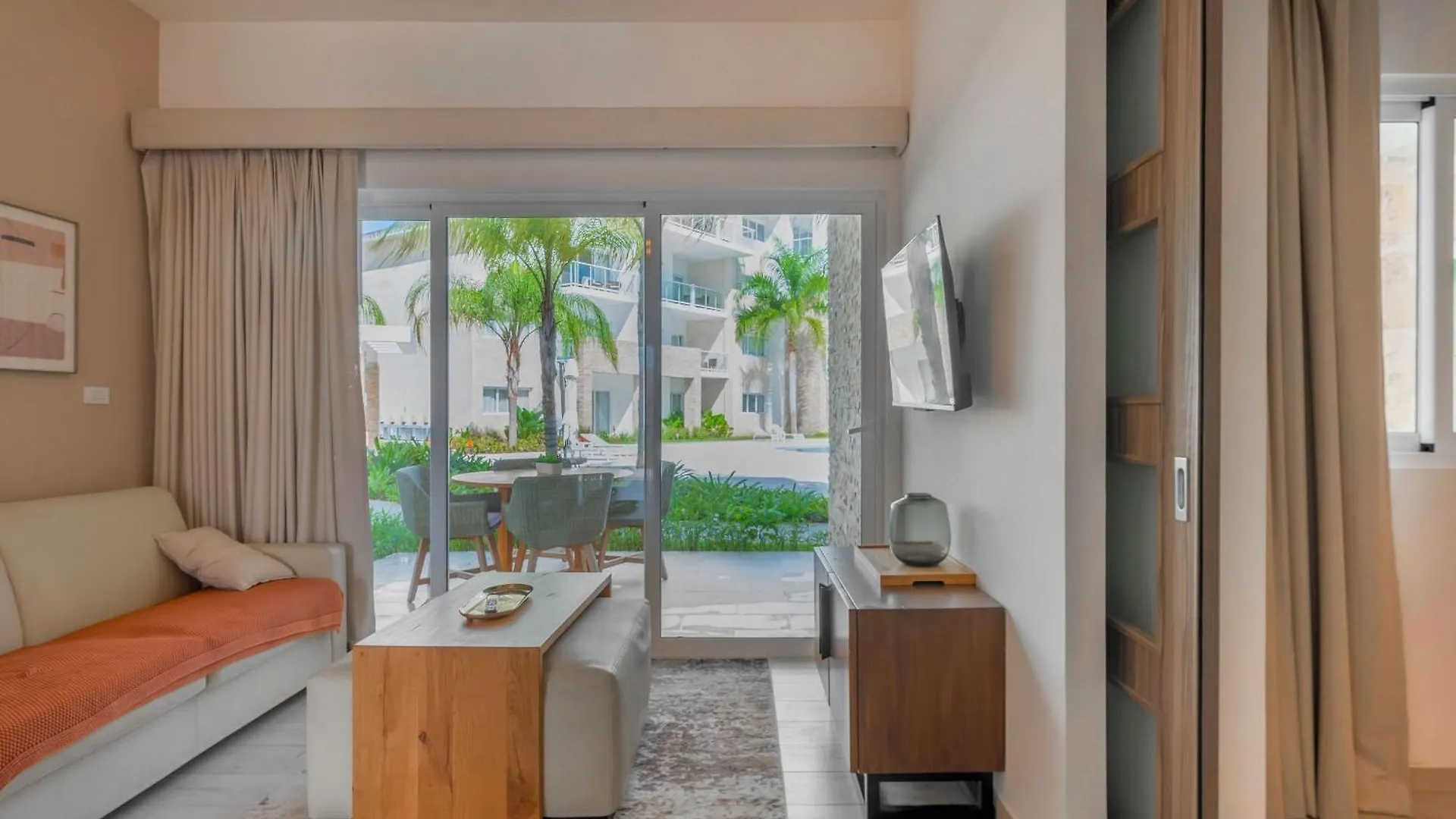شقة Beauty Pool Views Paseo Playa Coral Steps To The Beach بونتا كانا